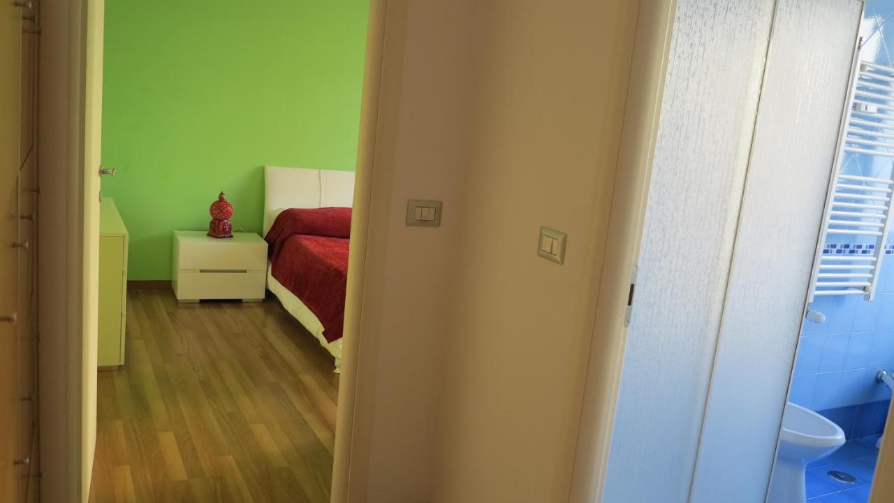 那不勒斯Laura House公寓 外观 照片